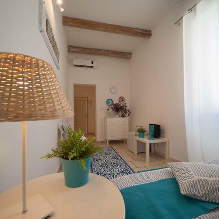 Portadamare Bed & Breakfast Trani Bagian luar foto