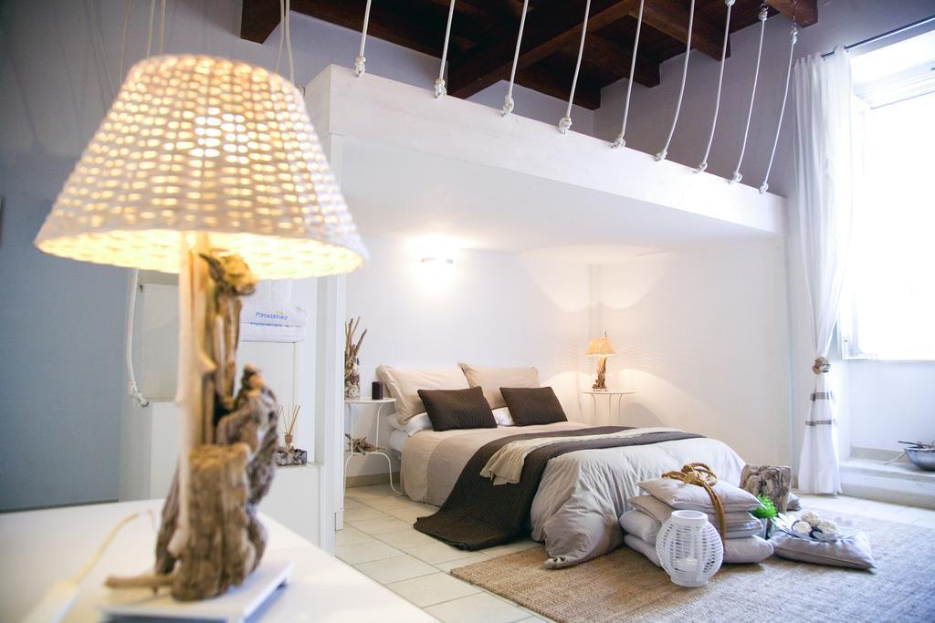 Portadamare Bed & Breakfast Trani Bagian luar foto