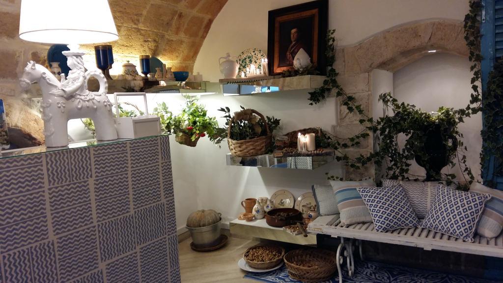 Portadamare Bed & Breakfast Trani Bagian luar foto