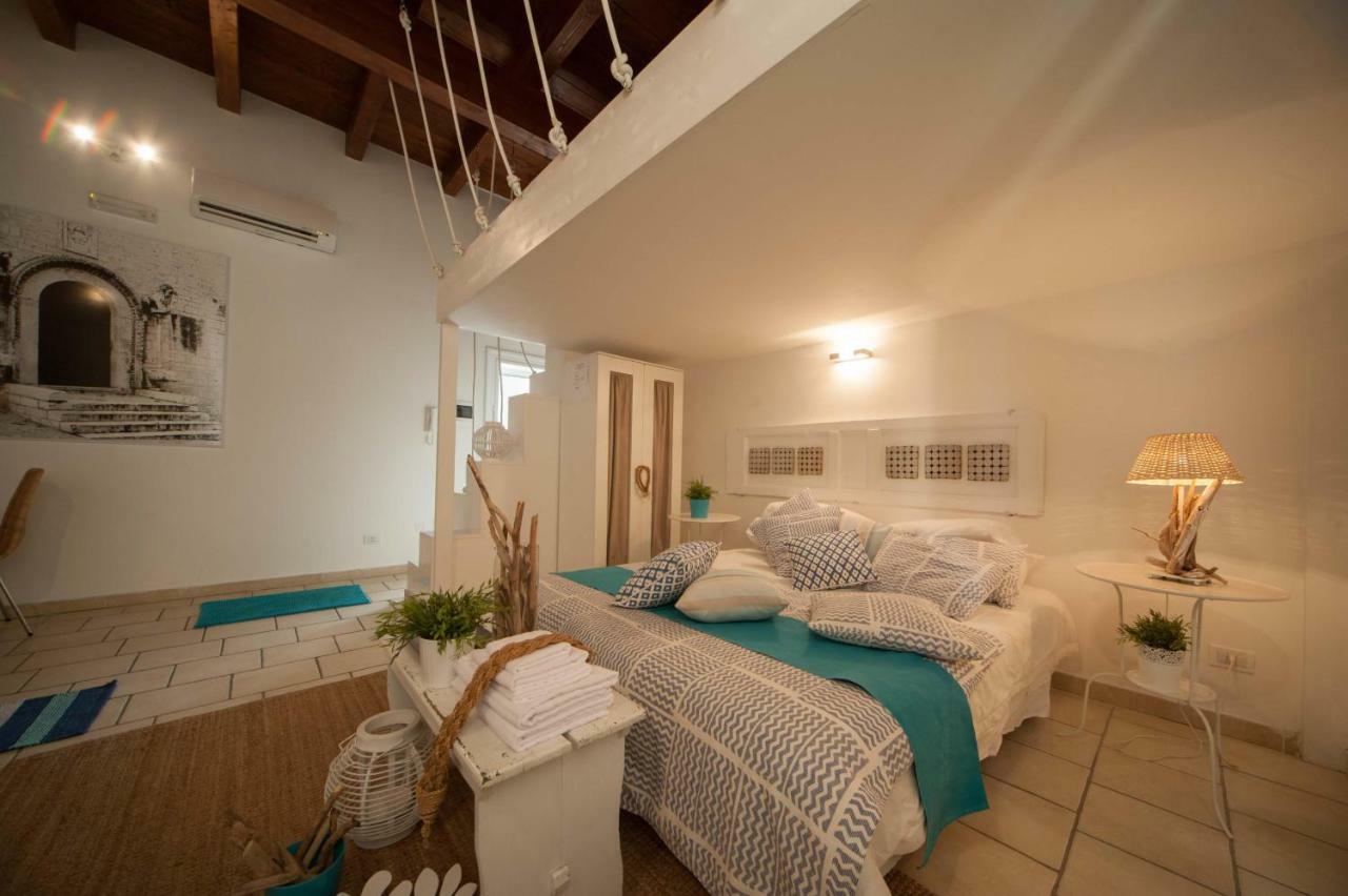 Portadamare Bed & Breakfast Trani Bagian luar foto