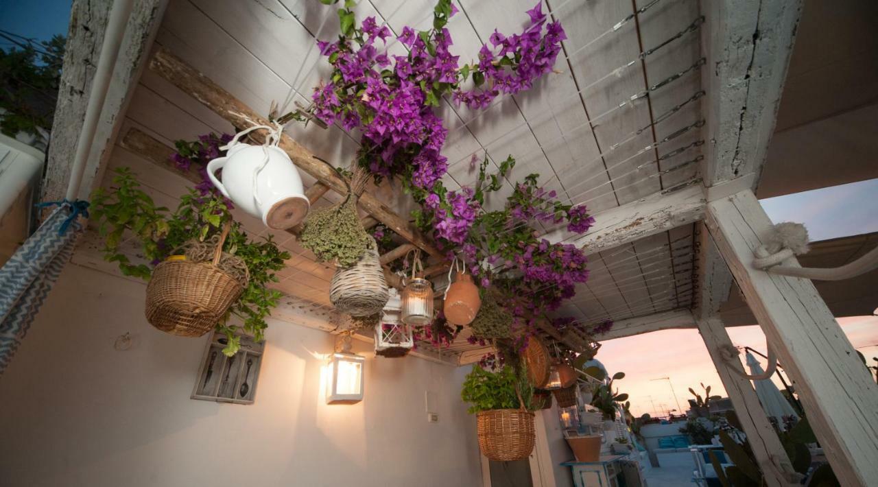 Portadamare Bed & Breakfast Trani Bagian luar foto